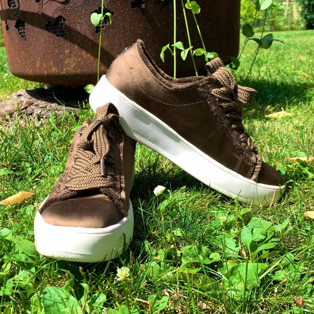 "Mossimo Supply Company" platform sneaks, 8.5, EUC